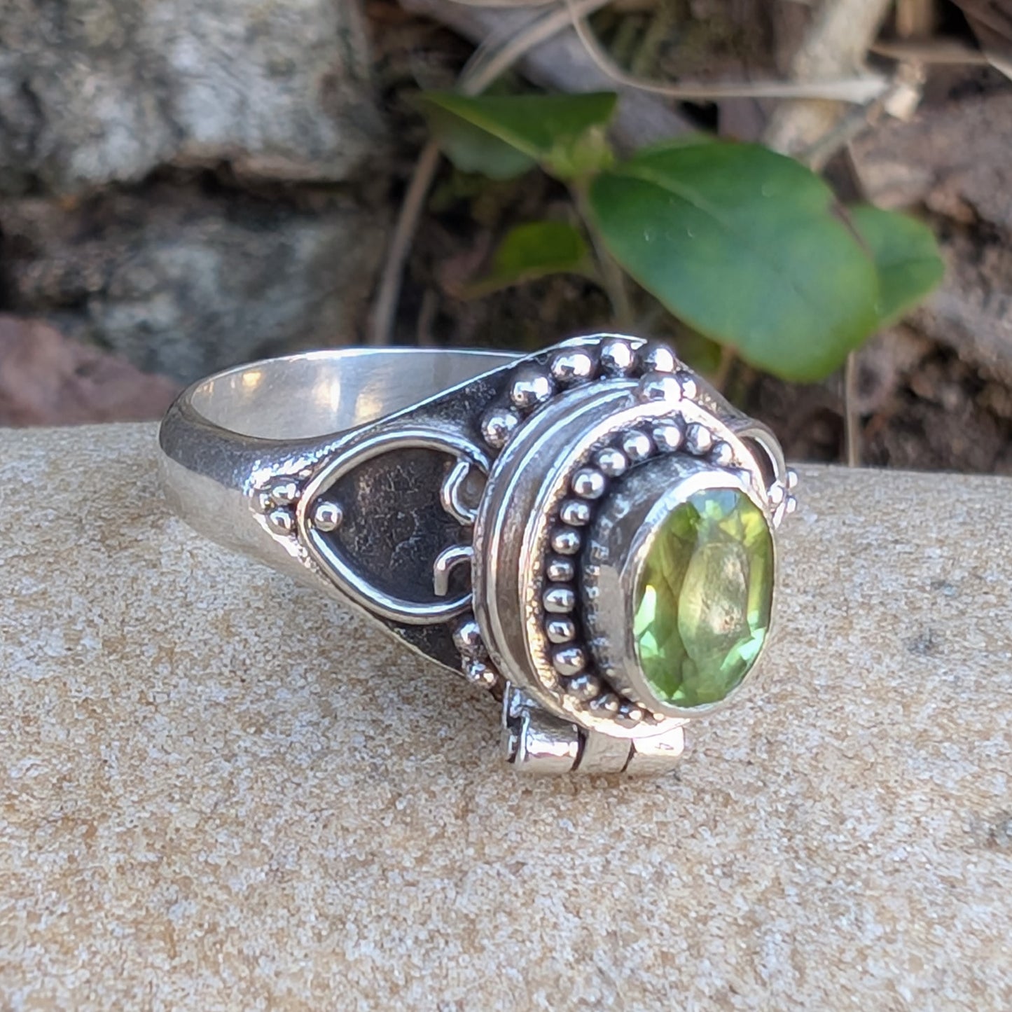 Gothic Oval Gemstone Poison Vessel Ring - Sterling Silver