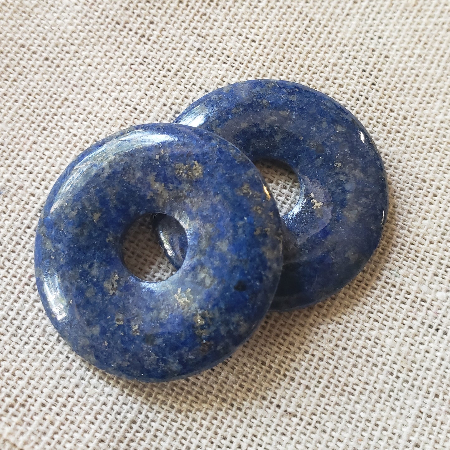 30mm Gemstone Donut - Silver Insanity