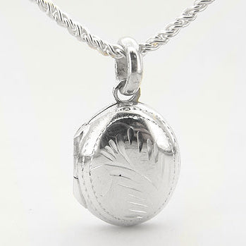 Vintage Etched Oval Picture Locket Necklace Sterling Silver