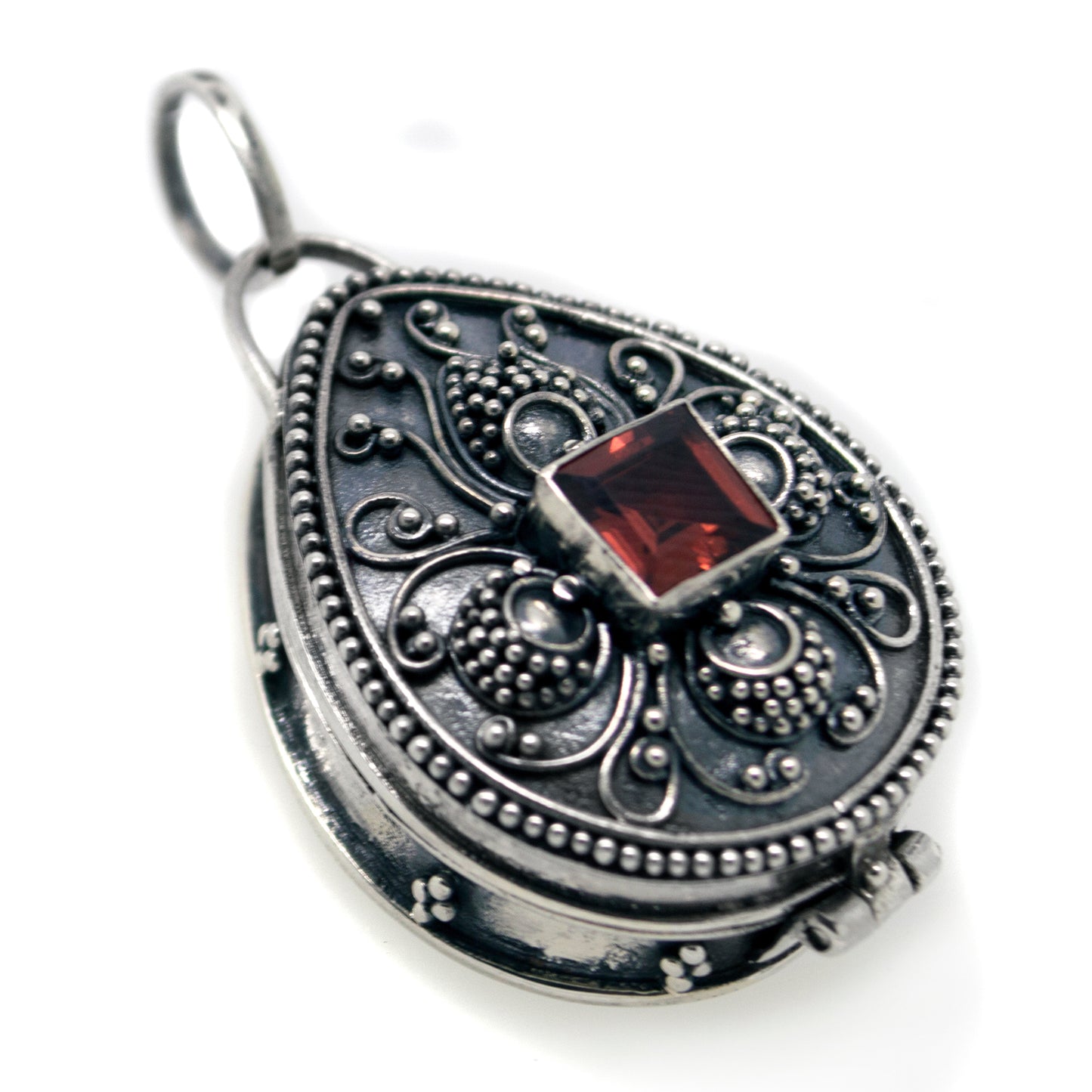 Scorched Steampunk Trinket Poison Locket Box Pendant, Sterling Silver,  Garnet - Silver Insanity